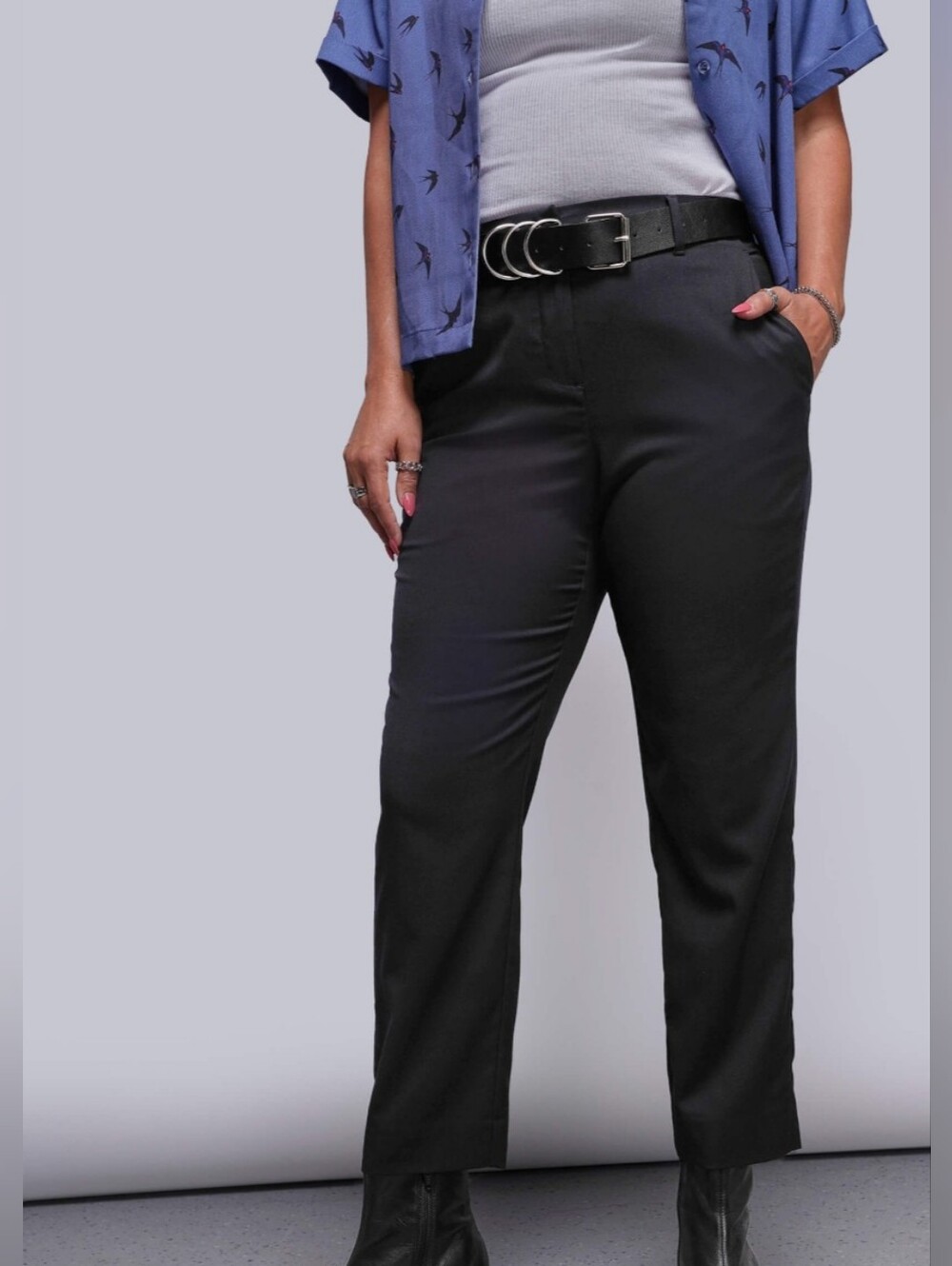 Wildfang Empower Slim Crop Pant Navy Blue Size 6